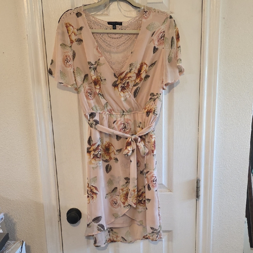 Floral Dress With Lace Back